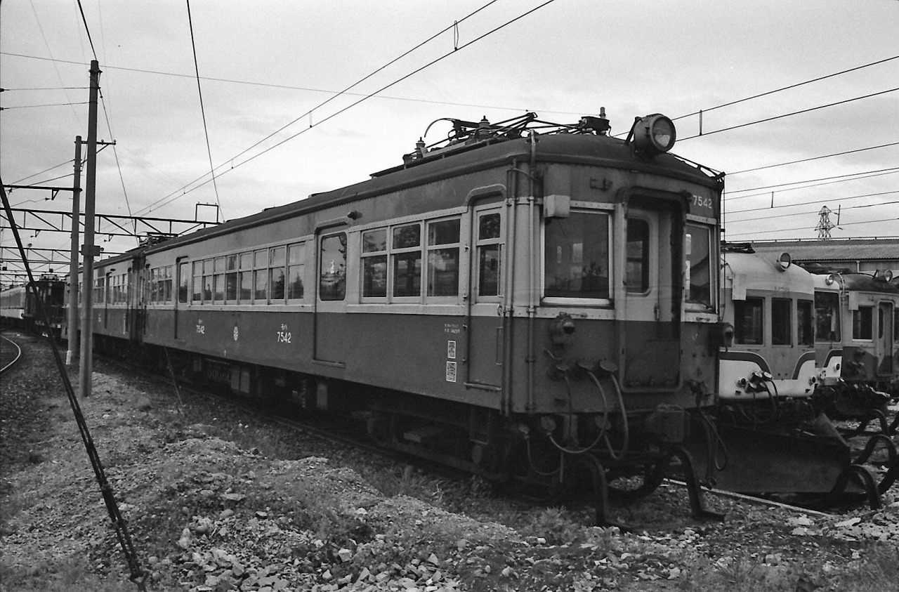 富岩鉄道の電車