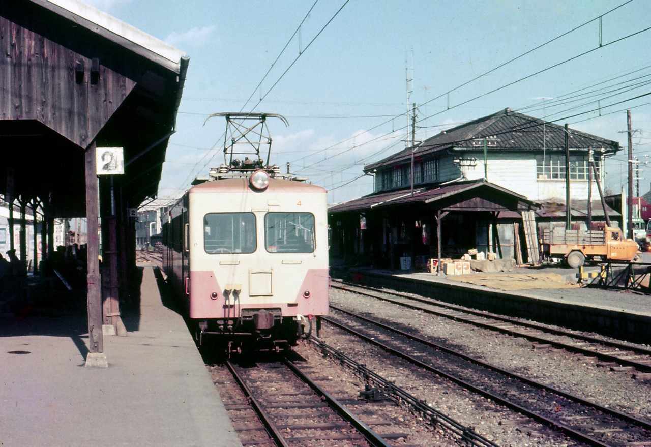 近江鉄道800系電車