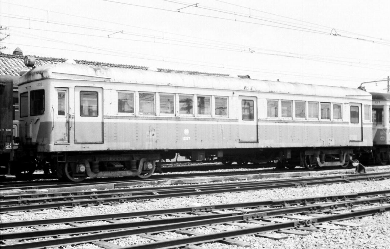 近江鉄道モハ131形電車